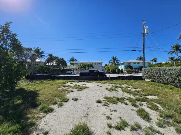 195 Indies Dr S, Marathon, FL 33050