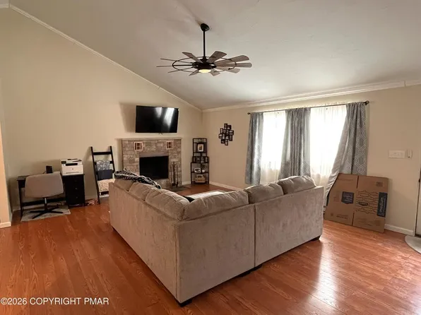 31 Hemlock Dr, Jim Thorpe, PA 18229