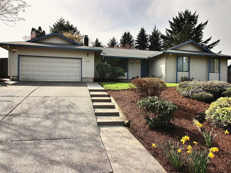 1st image of 1406 NE 102nd Ave
