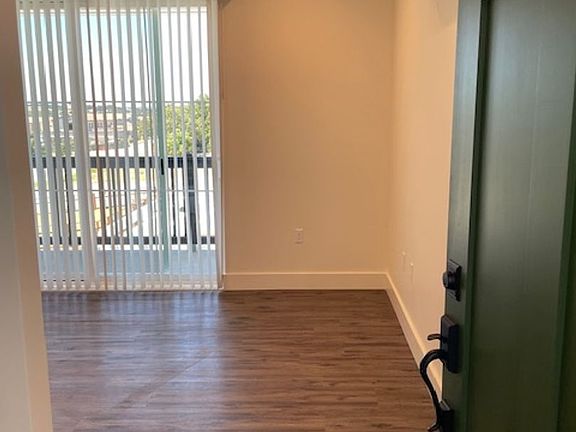 5th image of 5970 Madera Pl #201