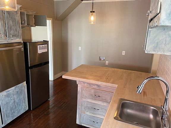 5th image of 1349 Glen Oak Pl