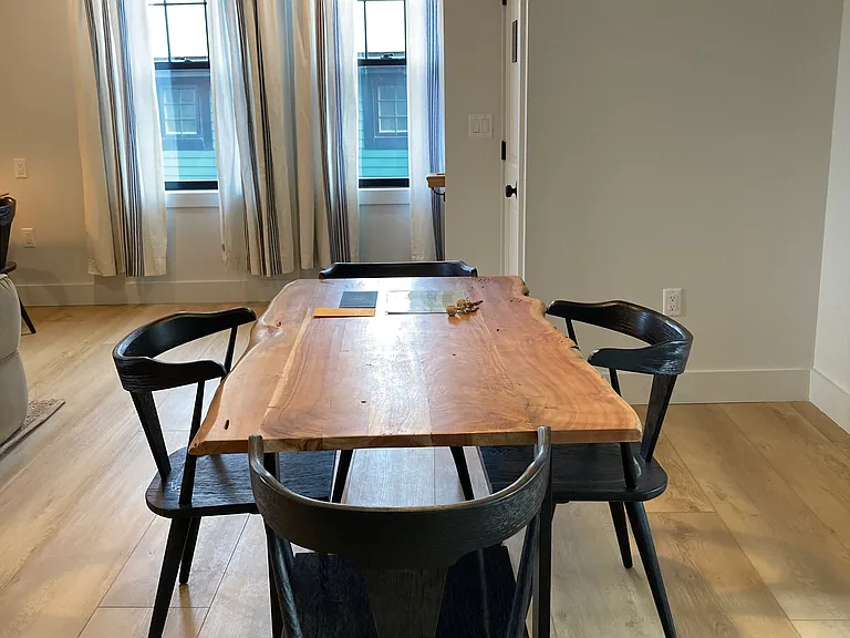 52 Main St #12 — Photo 14