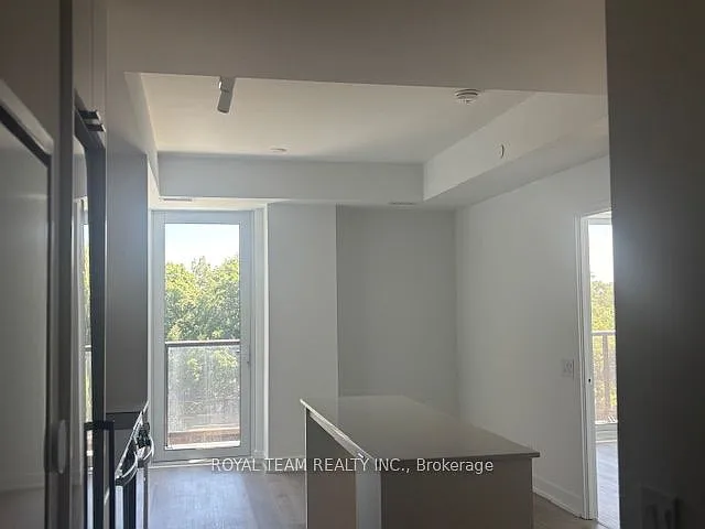 1660 Bloor St W #711 — Photo 2