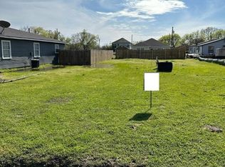 25824 Dixon St, Terrell, TX 75160