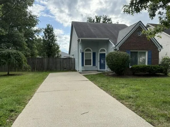 620 Princeton Cir, Lexington, KY 40517
