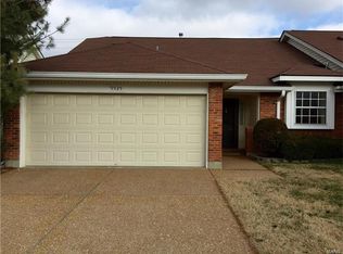 9525 Mackenzie Circle Dr, Saint Louis, MO 63123