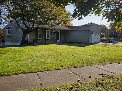 999 Meadowlark Dr, Waterford, MI, 48327