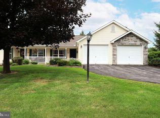 104 Penns Ct, Centre Hall, PA 16828