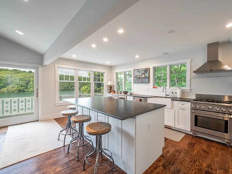 25 Terrace Dr — Photo 11