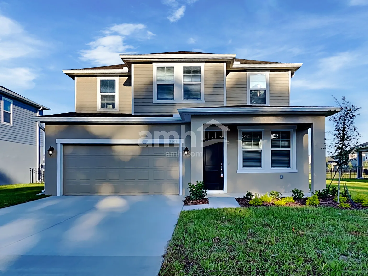 4 bed, 2.5 bath, 2297 sqft, $2,775 — Photo 1