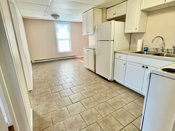 347 Walnut St #6