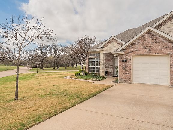 2nd image of 501 S Old Betsy Rd APT 1