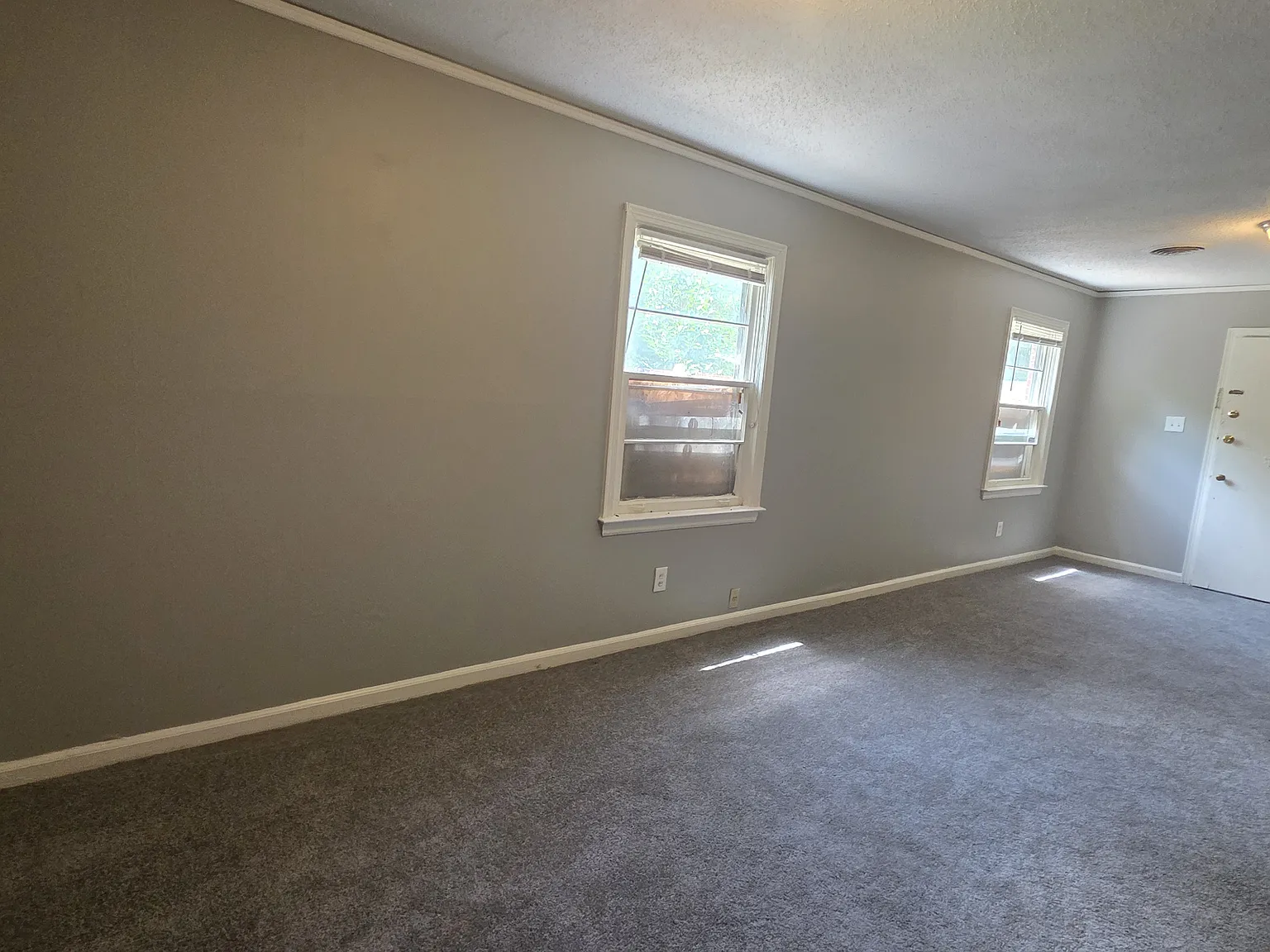 Coming Soon: Beautiful 3-Bedroom, 1-Bath Home — Photo 3