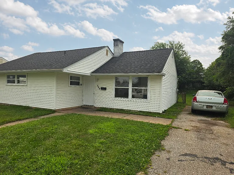 106 Louise Rd — Photo 2