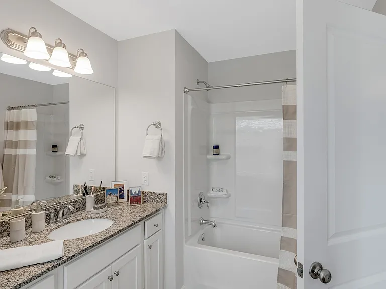 Covey Homes Grand Lagoon — Photo 57