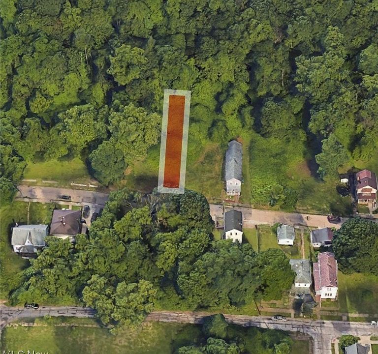 1st image of 749 Highland Ave