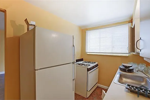631 Mulberry St #7 — Photo 11