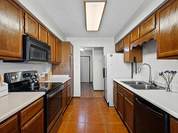 5th image of 10412 Peno Pl NW