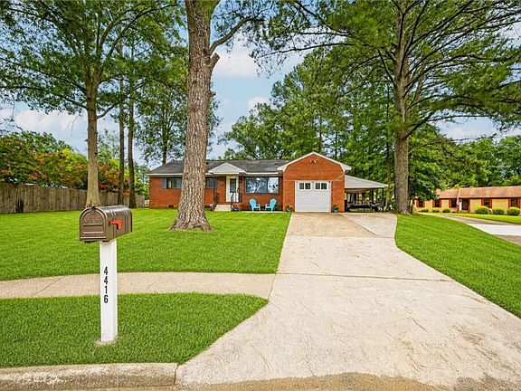 3rd image of 4416 Greendell Rd