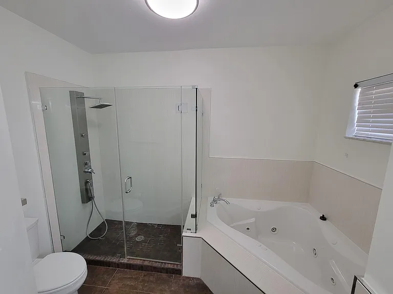 16111 SW 144th Ter — Photo 16