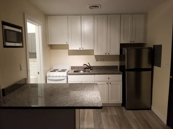 20th Street Apartments, 944 N 20th St APT 12, Milwaukee, WI 53233