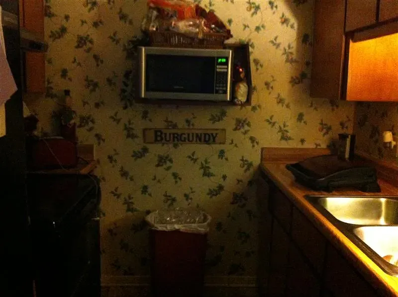 Alexander Court — Photo 2