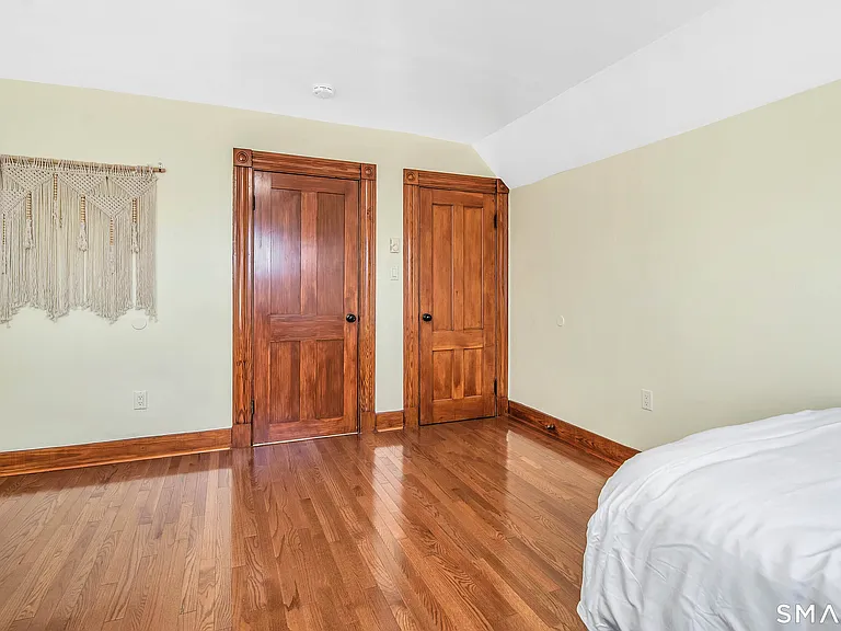 31 Canner St #3 — Photo 7