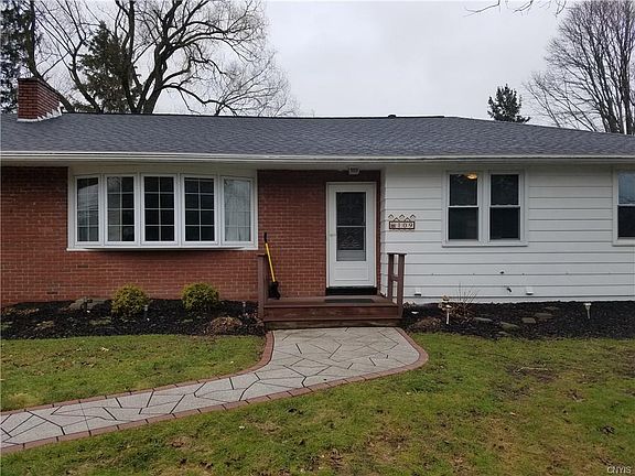 2nd image of 109 Hawthorne Dr
