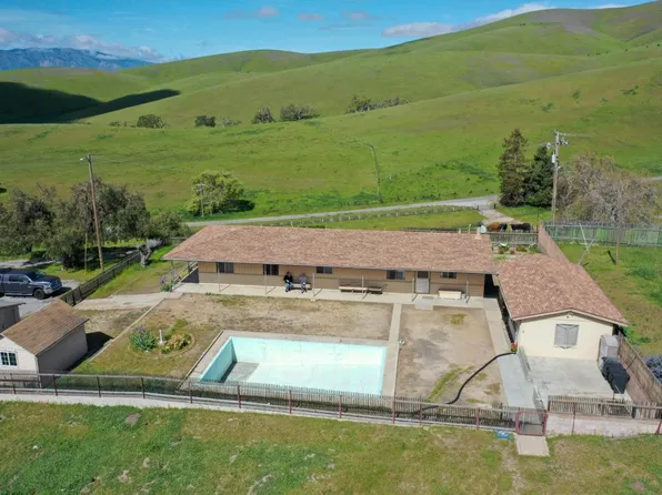 32650 Johnson Canyon Rd, Gonzales, CA 93926
