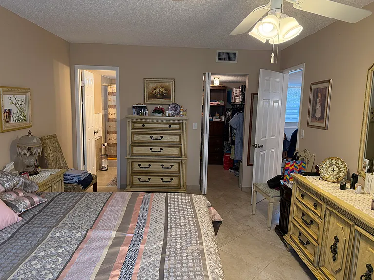 701 Lori Dr #204 — Photo 8