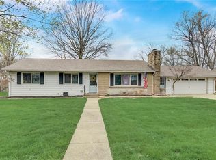 736 Ridgeway Dr, Liberty, MO 64068