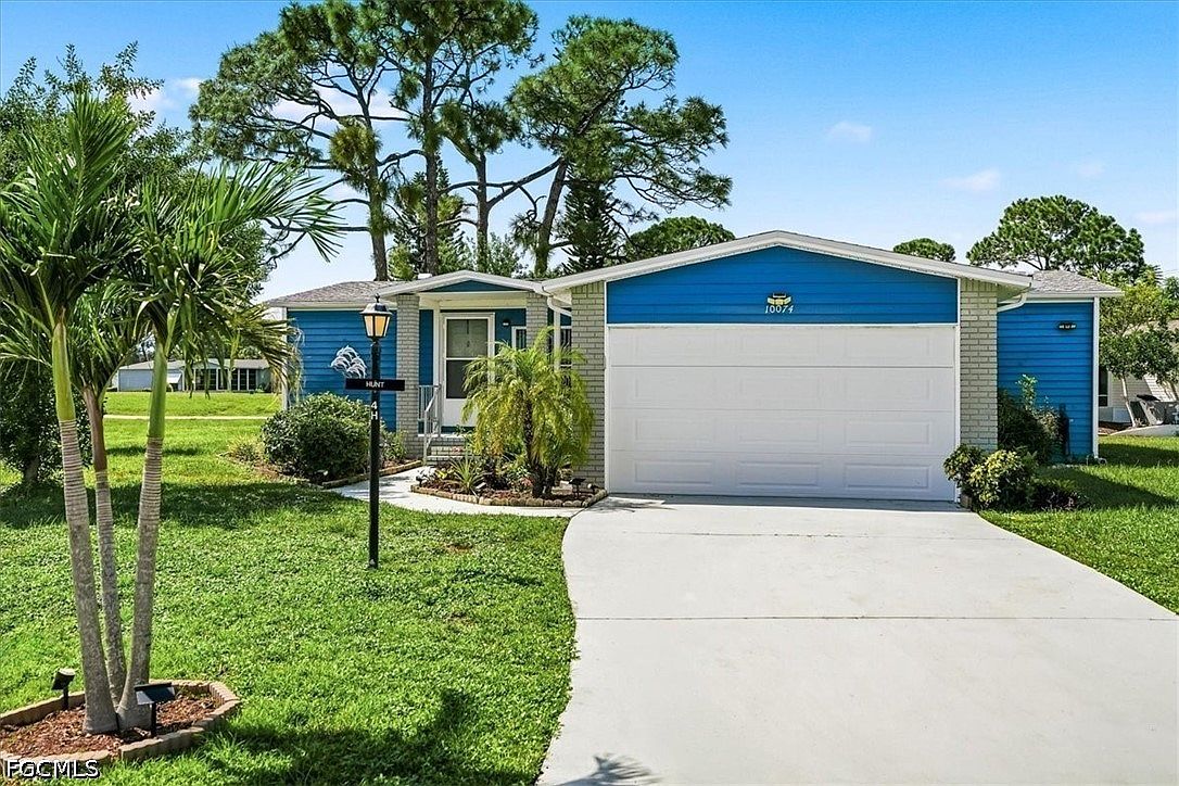 10074 Broken Woods Ct — Pine Lakes Country Club