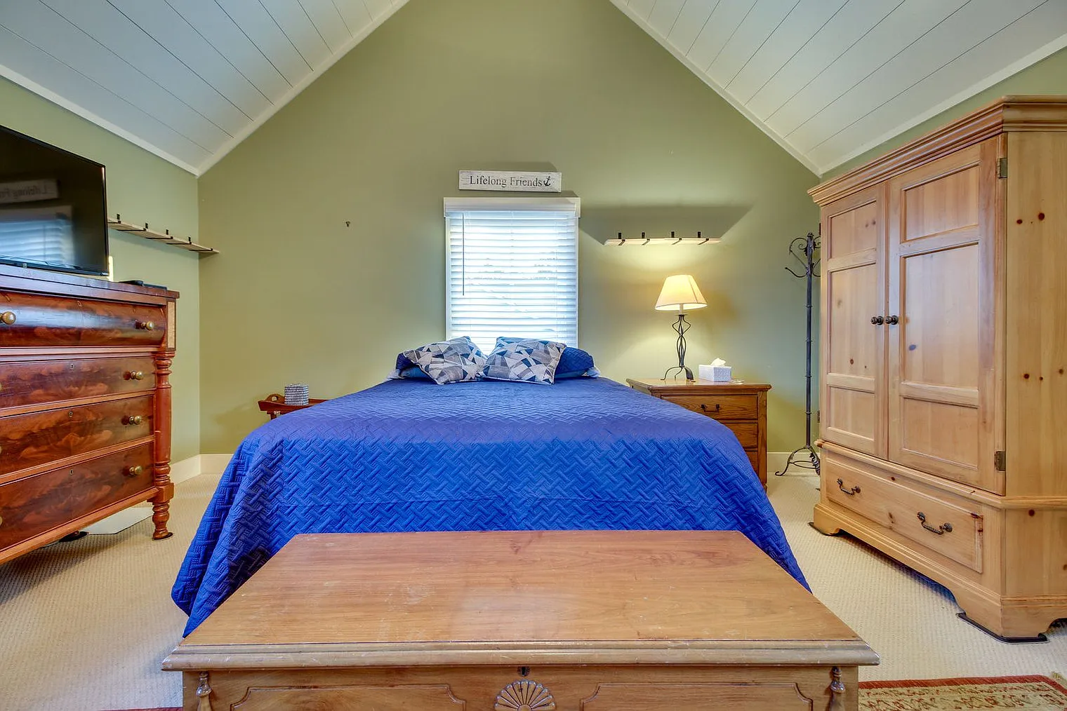 Studio, 1.0 bath, 592 sqft, $2,322 — Photo 2