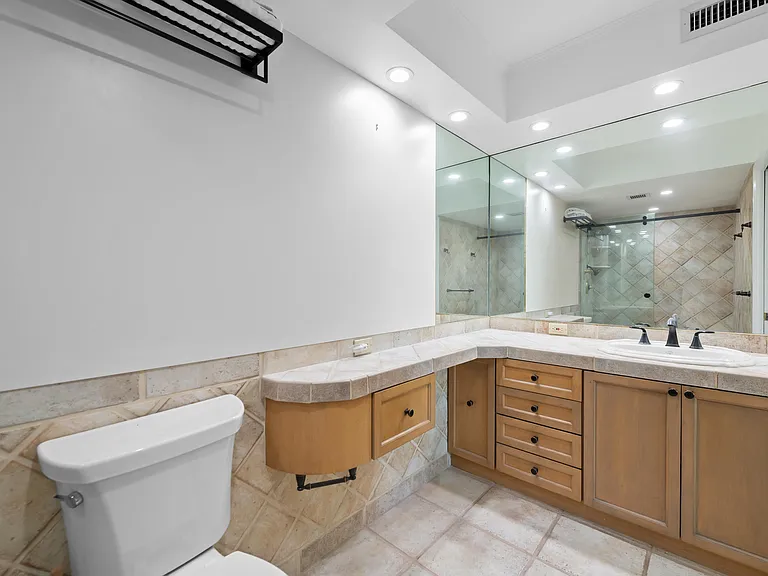 1201 River Reach Dr #202 — Photo 16