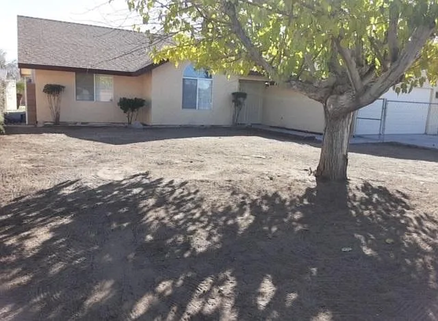 3 bed, 1707 sqft, $2,400 — Photo 2
