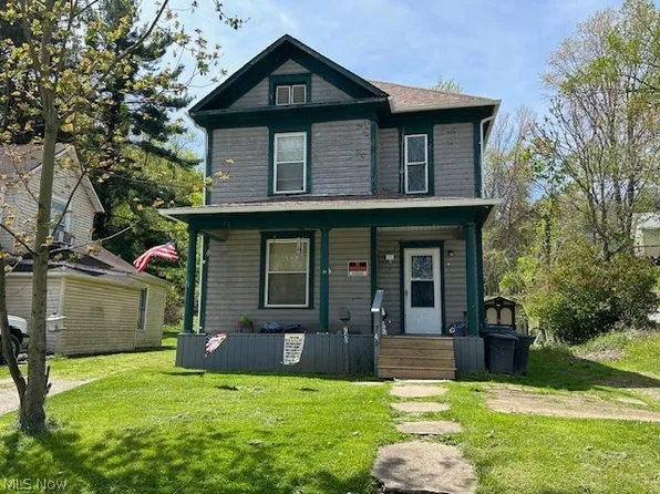 740 S 9th St, Cambridge, OH 43725