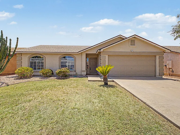 2049 E San Tan Ct — Photo 1