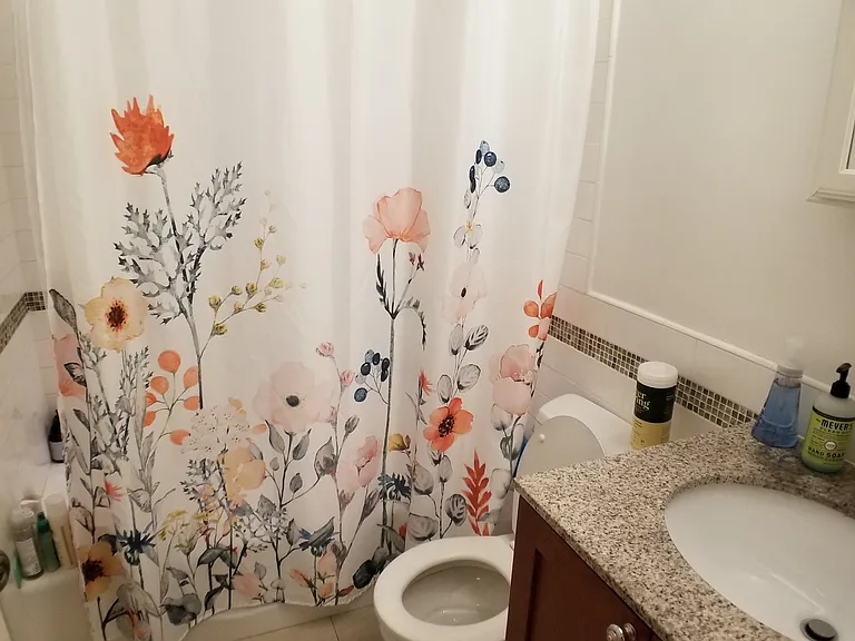 27 Glenville Ave #2D — Photo 5