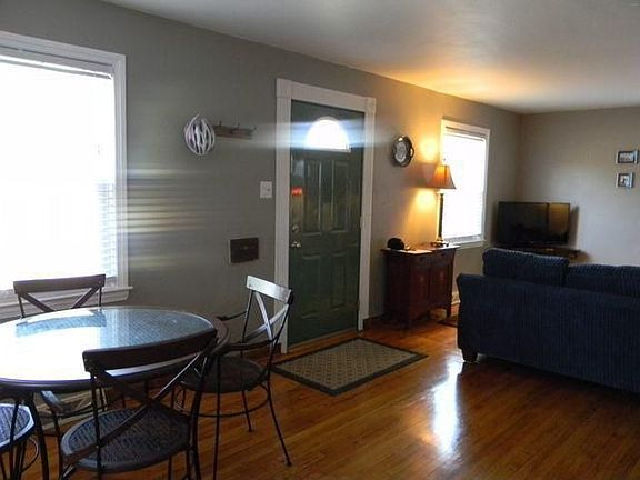 5th image of 6808 Schneider Ave