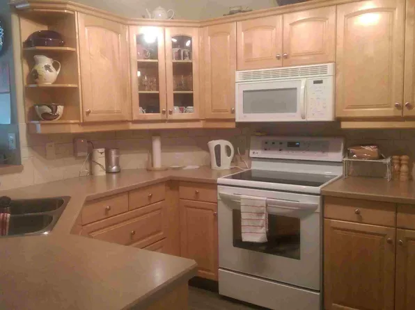 9730 174th St NW #118, Edmonton, AB T5T 6J4