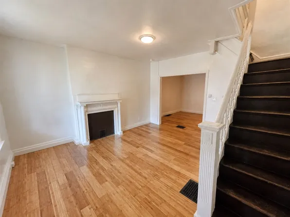 929 E 17th St, Wilmington, DE 19802