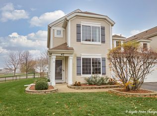 47 W Amberley Dr, Round Lake, IL 60073