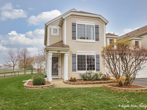 47 W Amberley Dr, Round Lake, IL 60073