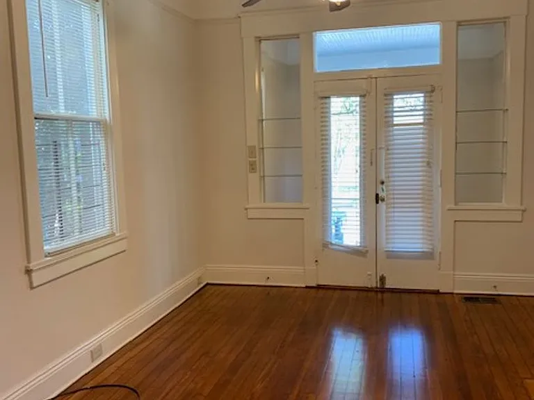 1218 Joseph St — Photo 3