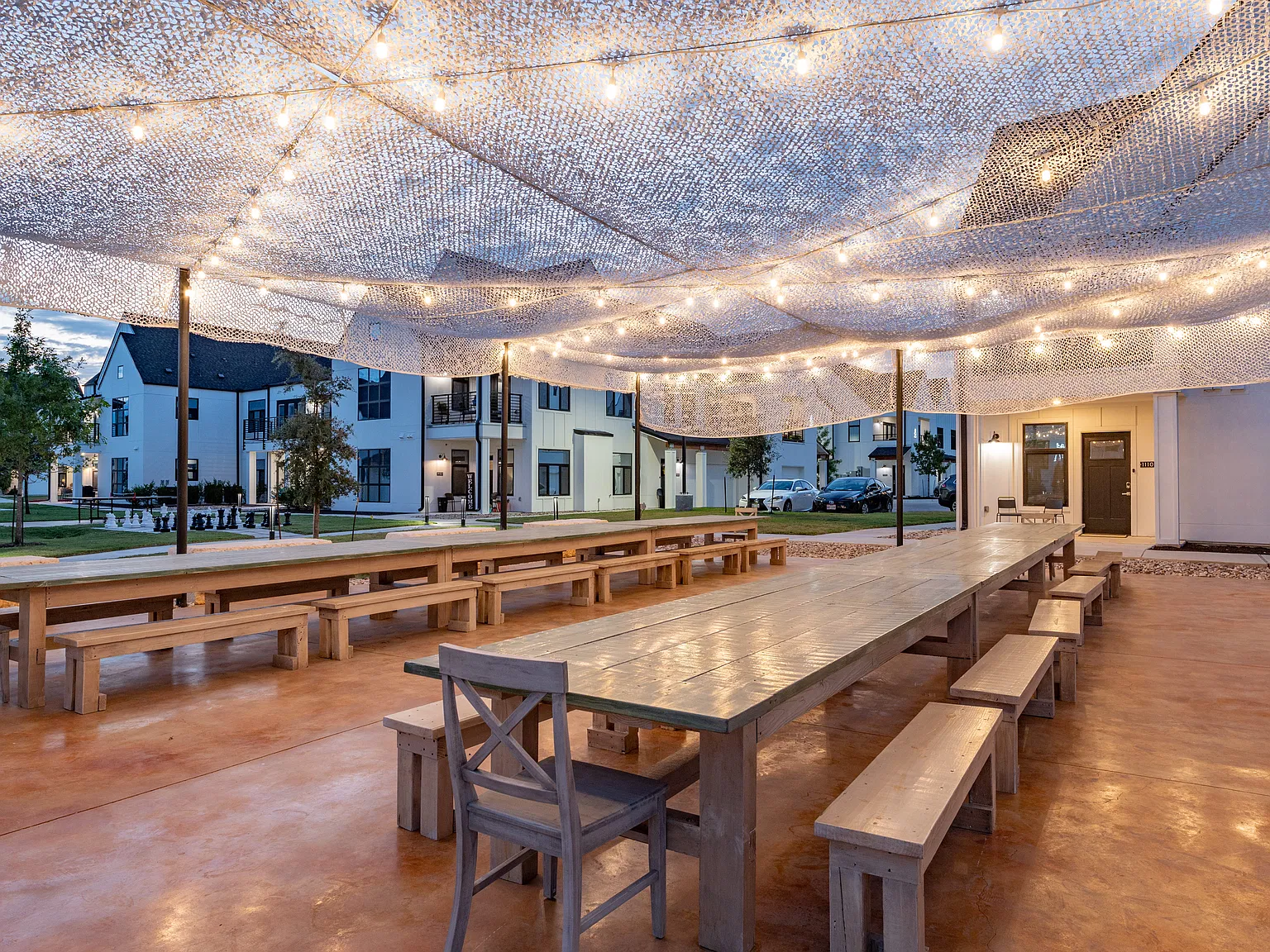 Hermosa Village Apartments — Photo 4