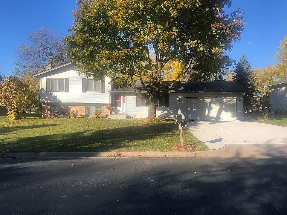 1st image of 1906 115th St E