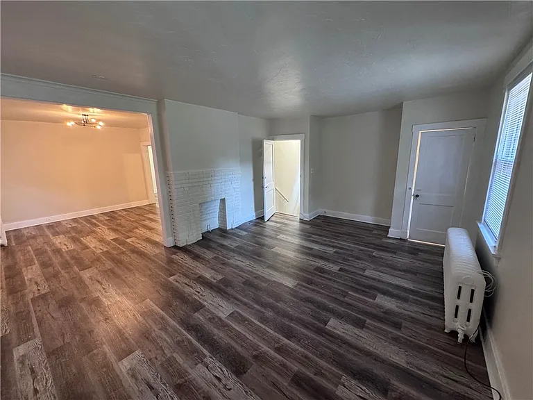 5944 Phillips Ave — Photo 5