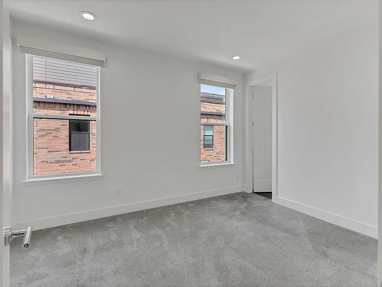 4912 Lexington Ct — Photo 17