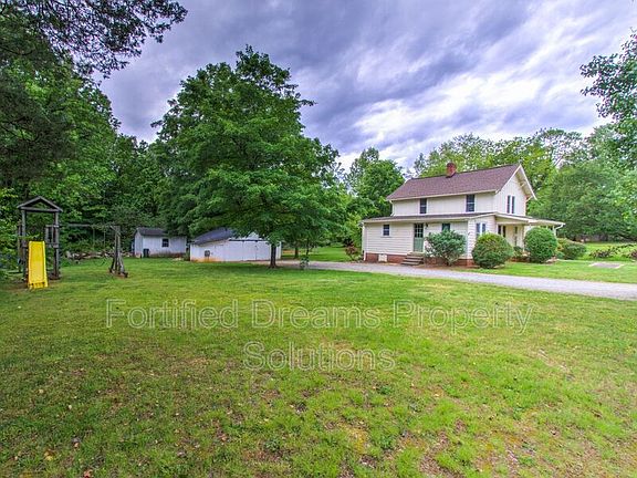 4th image of 7507 Greenlawn Dr
