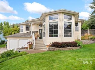 658 Conestoga Dr, Moscow, ID 83843